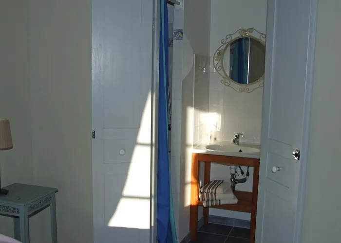 Domaine De Lasfonds Bed and breakfast 3*