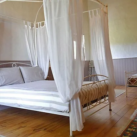 Domaine De Lasfonds 3* Previnquieres