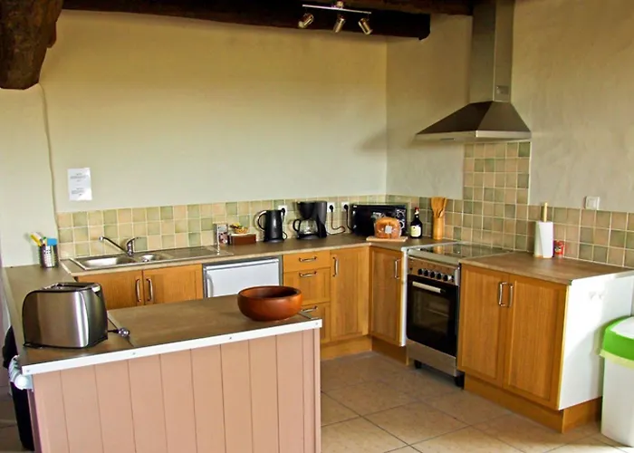 Oda ve Kahvaltı Domaine De Lasfonds 3*